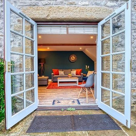 Delightful Two-Bedroom Cottage In The Heart Of เบคเวลล์ ภายนอก รูปภาพ