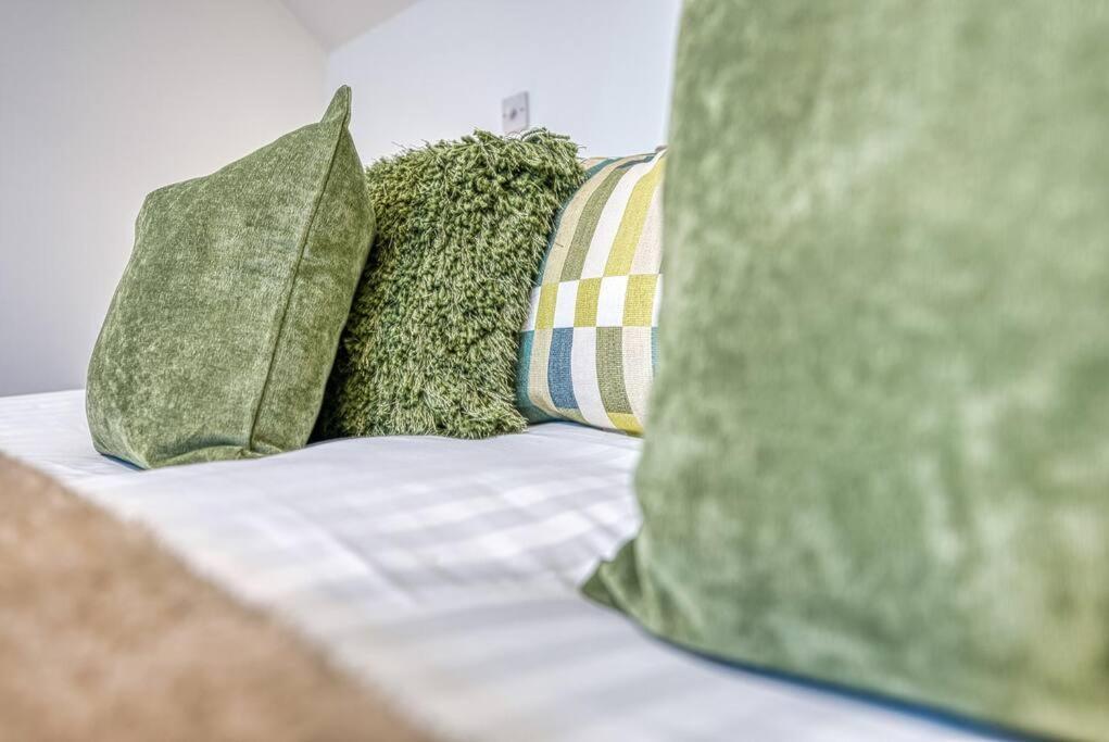 Delightful Two-Bedroom Cottage In The Heart Of เบคเวลล์ ภายนอก รูปภาพ