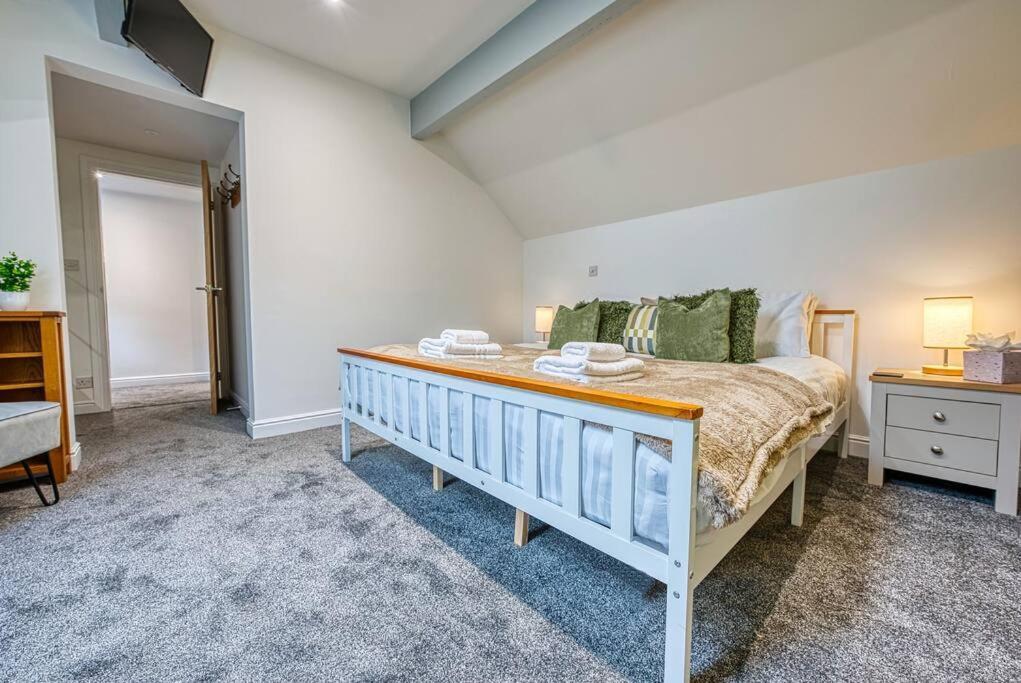 Delightful Two-Bedroom Cottage In The Heart Of เบคเวลล์ ภายนอก รูปภาพ