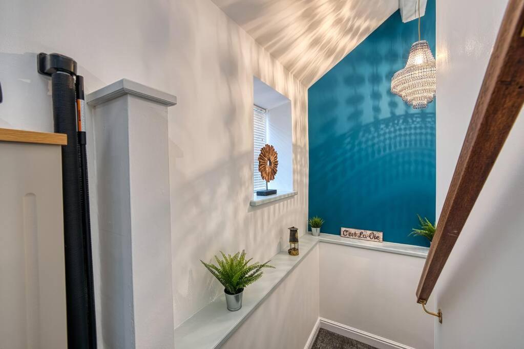 Delightful Two-Bedroom Cottage In The Heart Of เบคเวลล์ ภายนอก รูปภาพ