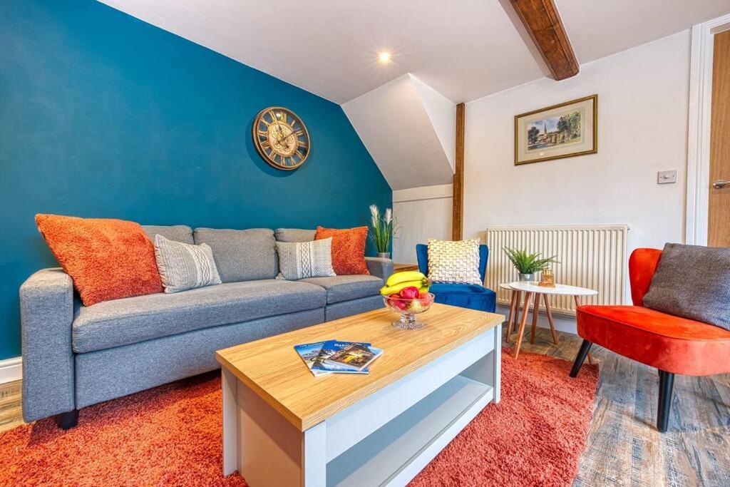 Delightful Two-Bedroom Cottage In The Heart Of เบคเวลล์ ภายนอก รูปภาพ