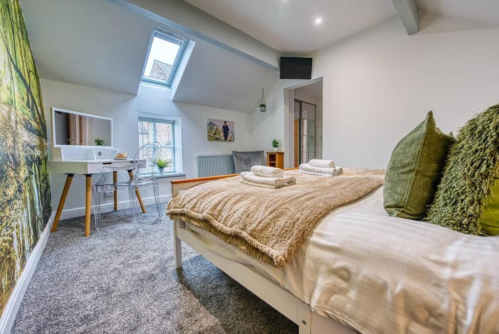Delightful Two-Bedroom Cottage In The Heart Of เบคเวลล์ ภายนอก รูปภาพ